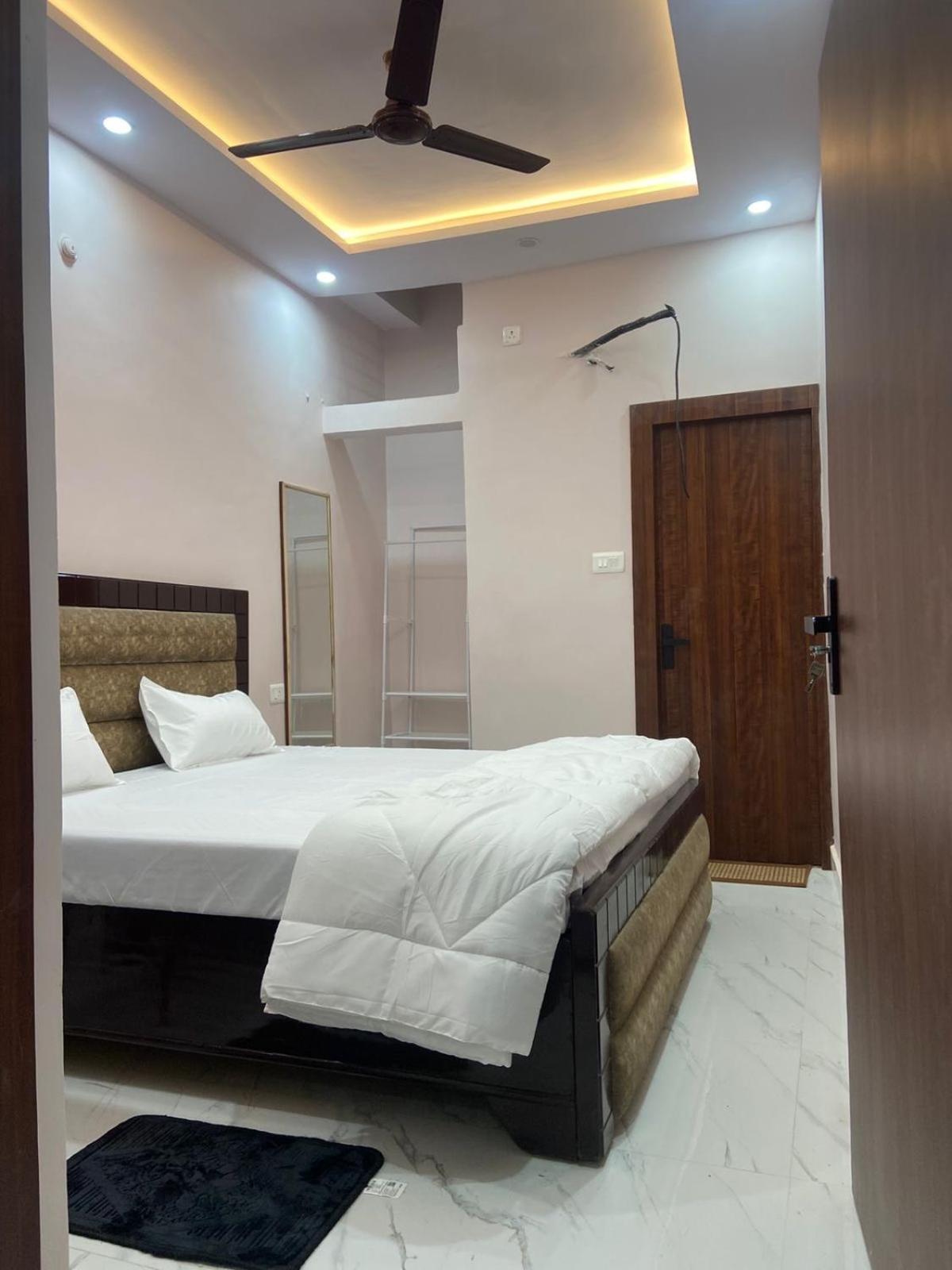 Nirmal Niwas Hotell Varanasi Eksteriør bilde