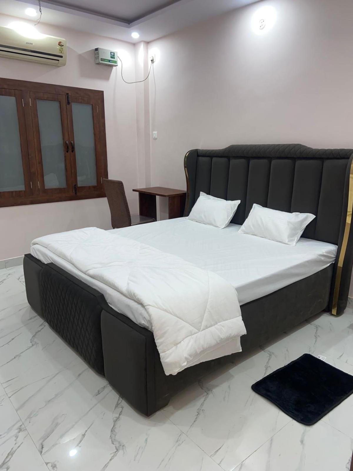 Nirmal Niwas Hotell Varanasi Eksteriør bilde